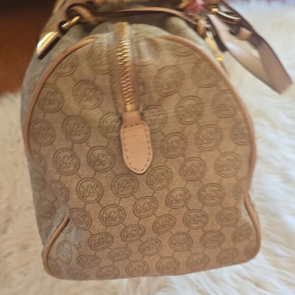 Michael Kors Medium Duffel Tan Satchel with Gold Accents - Picture 4 of 12